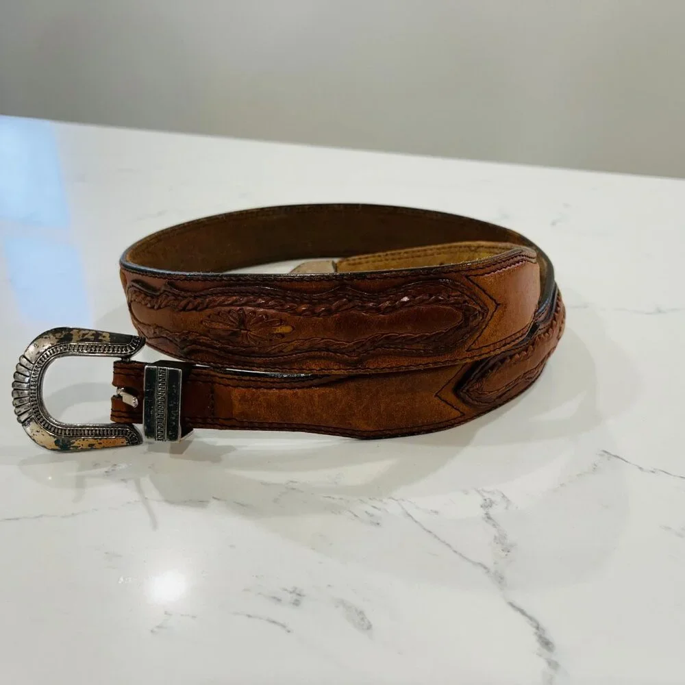 Vintage Belt dated 1991 Size 36 braided leather design